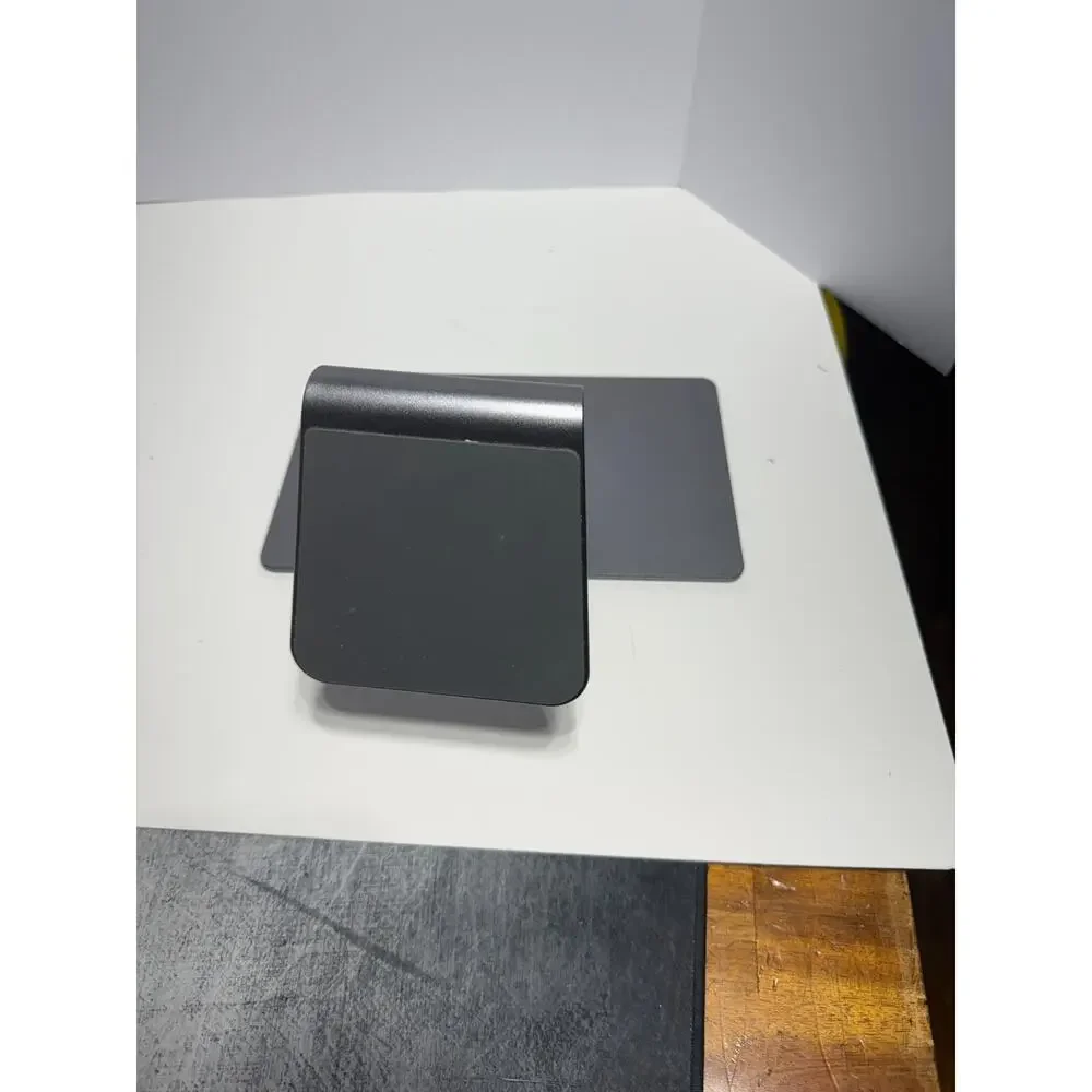 INVZI‎ MagFree Pro Magnetic iPad Stand